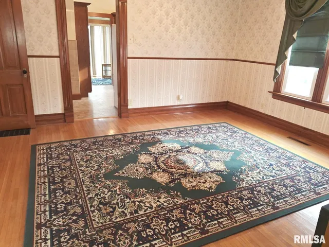 $105,000 | 471 North 7th Avenue, Canton, IL 61520