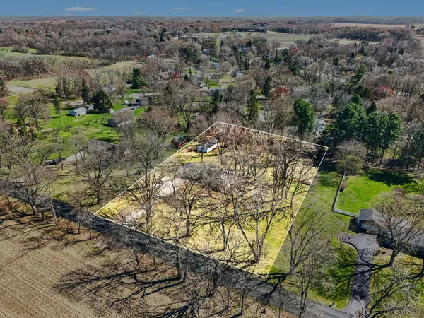$369,500 | 7052 North 30th Street, Richland, MI 49083