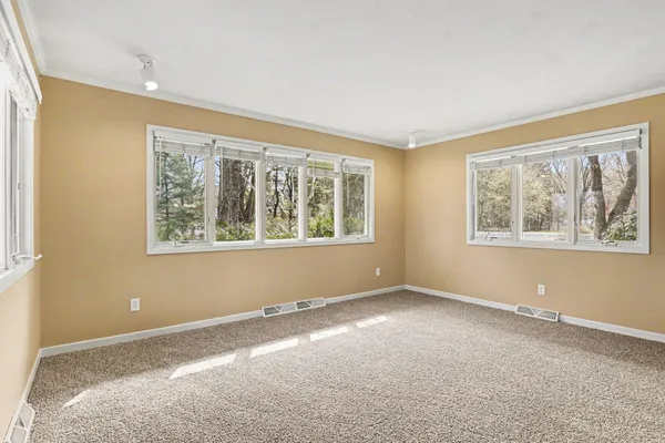 $369,500 | 7052 North 30th Street, Richland, MI 49083