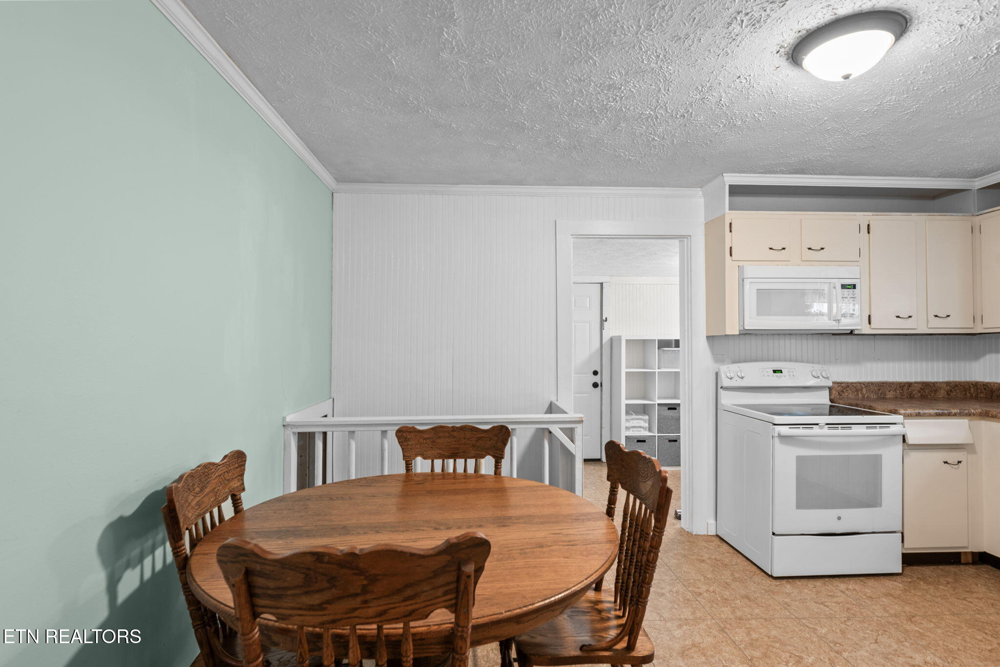 711 Sharp Street Clinton, TN 37716 - Photo 12 of 31 12-web-or-mls-Sharp711 (81)