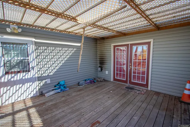 $290,000 | 418 Emigrant Drive, Glenrock, WY 82637