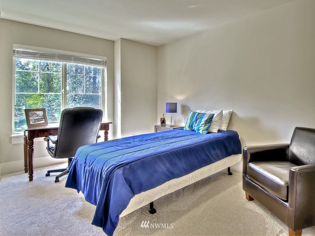 16210 Southeast 135th Place Renton, WA 98059 - Photo 13 of 15