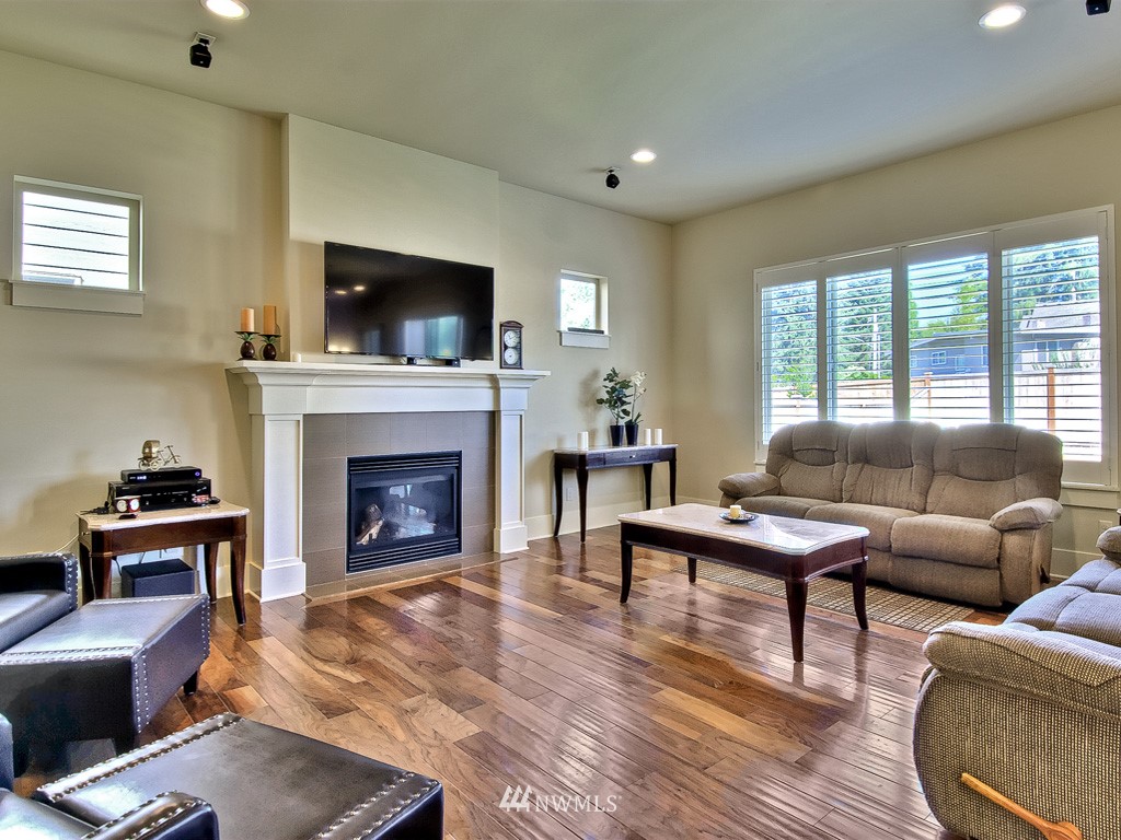 16210 Southeast 135th Place Renton, WA 98059 - Photo 7 of 15