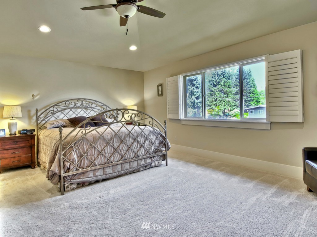 16210 Southeast 135th Place Renton, WA 98059 - Photo 9 of 15