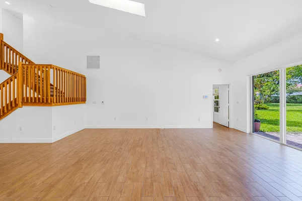 $4,300 | 4106 Carriage Drive, Unit C2, Pompano Beach, FL 33069