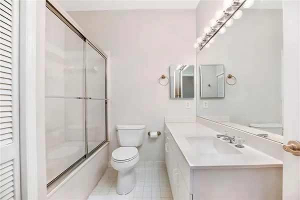 $4,300 | 4106 Carriage Drive, Unit C2, Pompano Beach, FL 33069