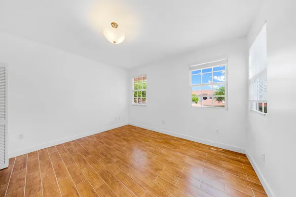 $4,300 | 4106 Carriage Drive, Unit C2, Pompano Beach, FL 33069