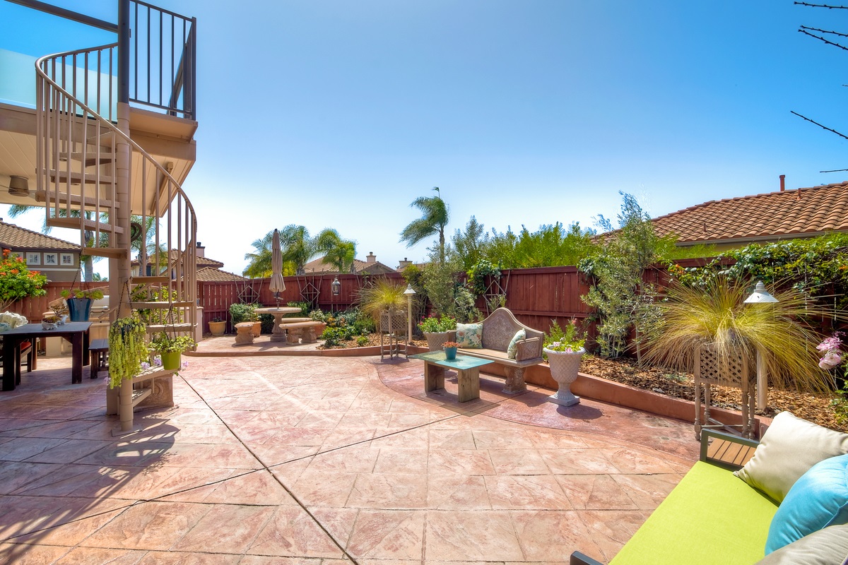 6443 Amethyst Way Carlsbad, CA 92011 - Photo 20 of 25