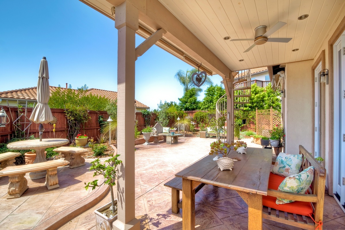 6443 Amethyst Way Carlsbad, CA 92011 - Photo 21 of 25
