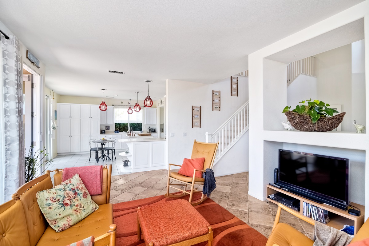 6443 Amethyst Way Carlsbad, CA 92011 - Photo 10 of 25