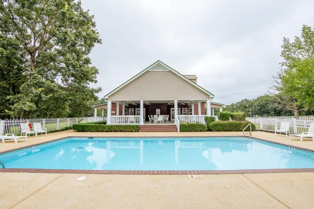 a view of a tennis court