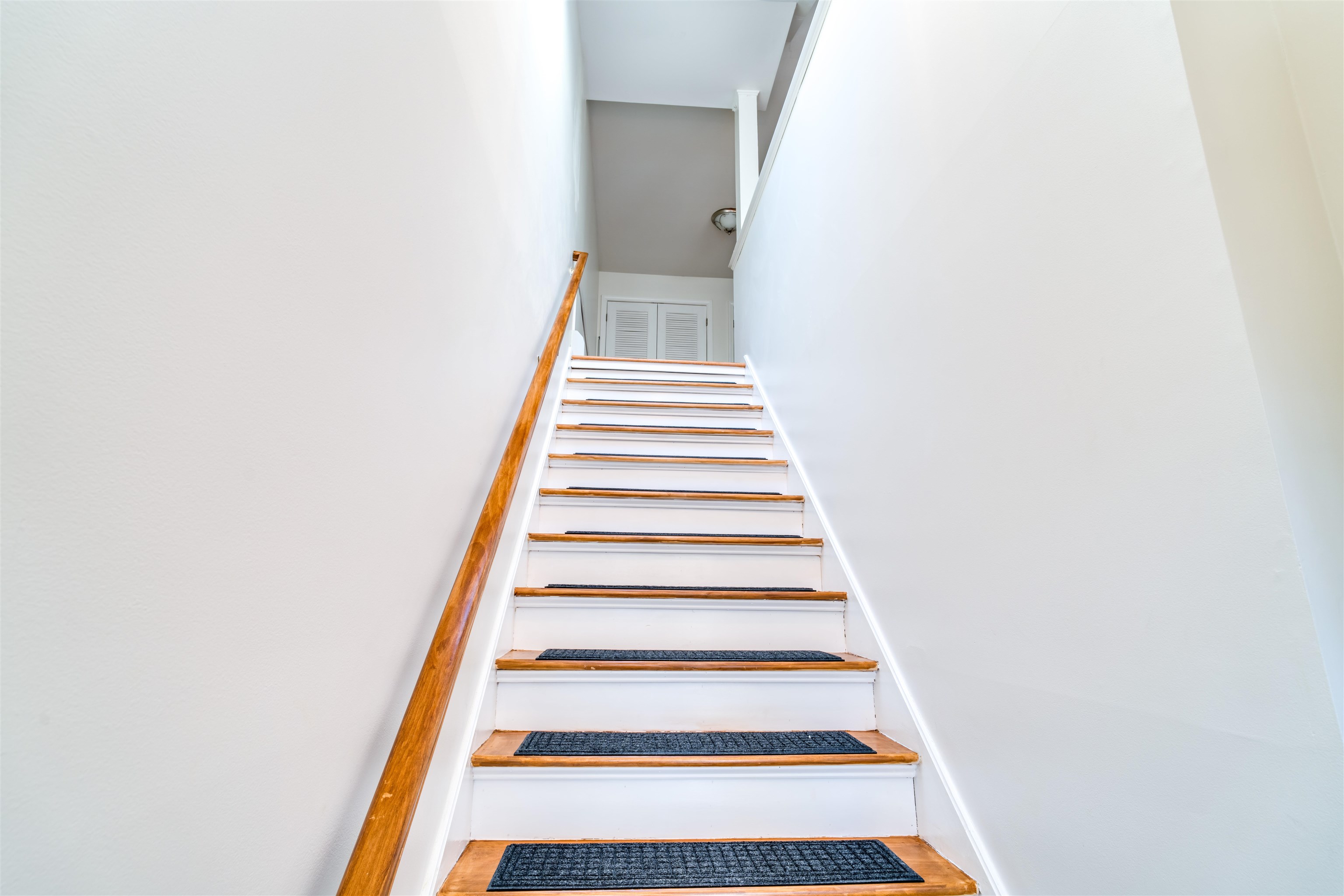 810 Spring Brook Circle Portsmouth, NH 03801 - Photo 22 of 25