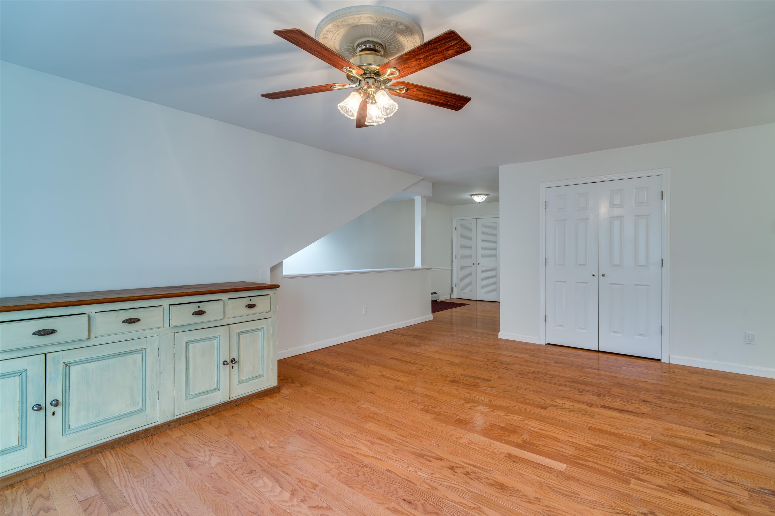810 Spring Brook Circle Portsmouth, NH 03801 - Photo 6 of 25