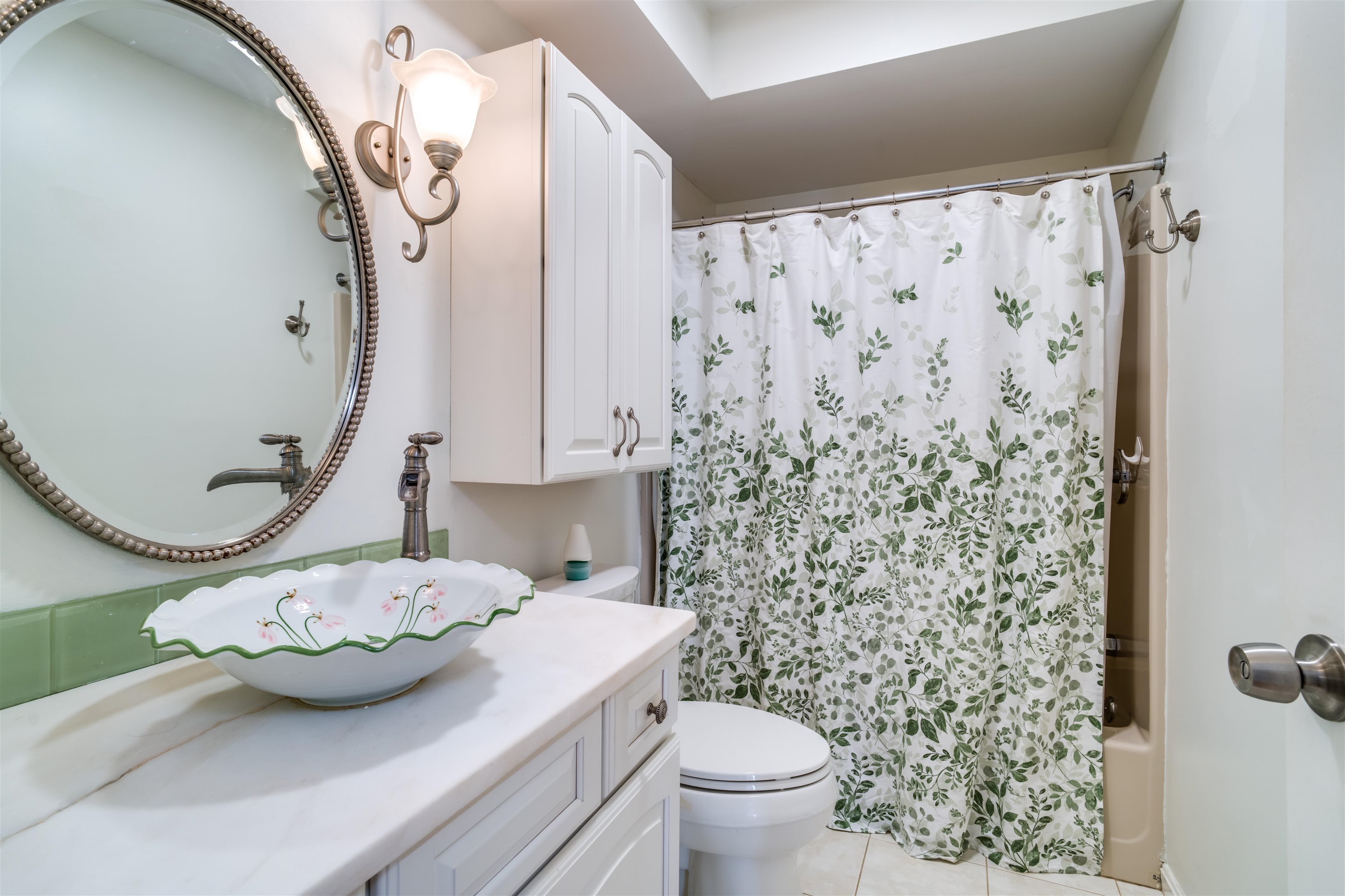 810 Spring Brook Circle Portsmouth, NH 03801 - Photo 8 of 25