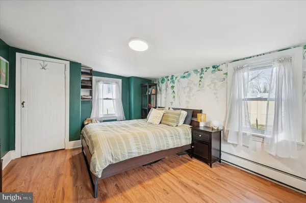 $2,950 | 407 Emerald Street, Media, PA 19063