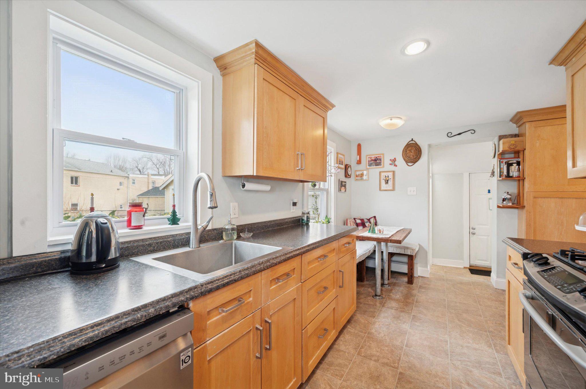 407 Emerald Street Media, PA 19063 - Photo 7 of 15