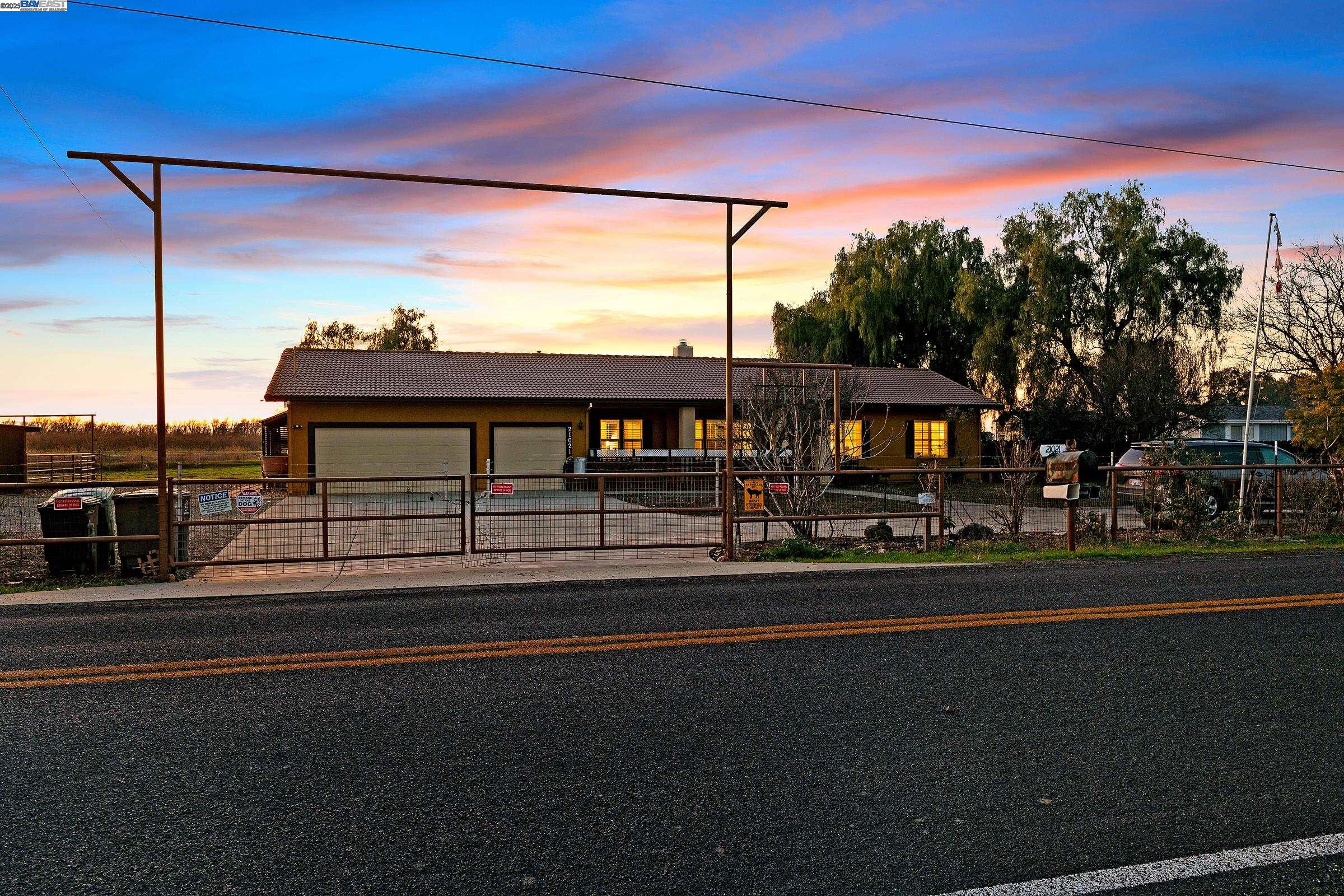 21021 South Reeve Road Tracy, CA 95304 - Photo 1 of 60 Gallery Image 1
