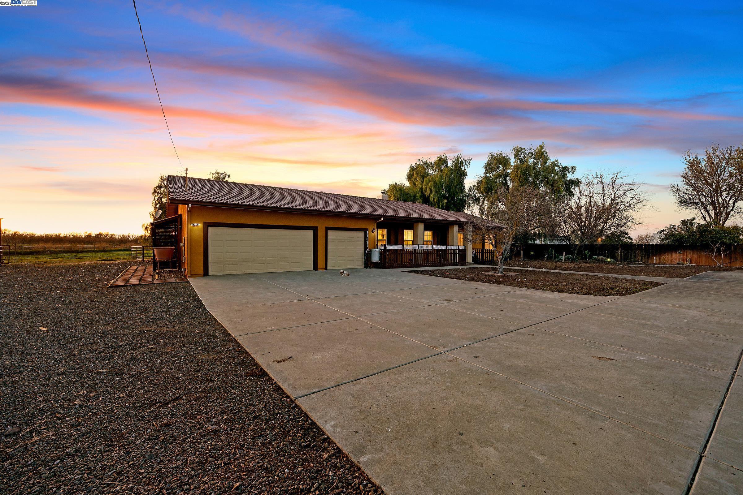 21021 South Reeve Road Tracy, CA 95304 - Photo 2 of 60 Gallery Image 2