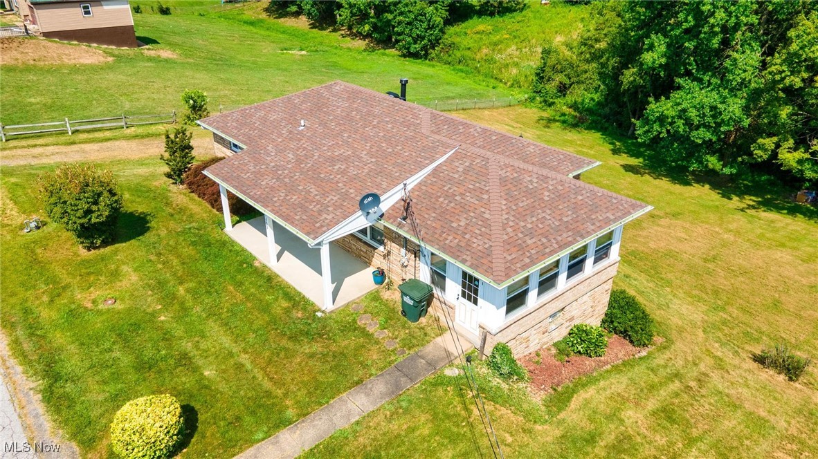 1463 Hall's Road Colliers, WV 26035 - Photo 5 of 45