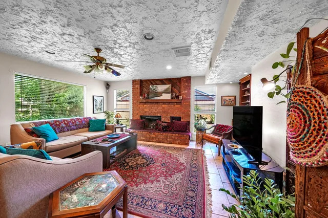 $269,000 | 3626 Fiddlers Green Drive, Houston, TX 77082