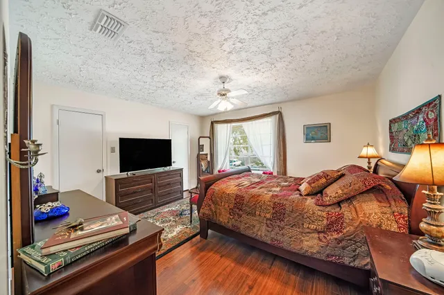 $269,000 | 3626 Fiddlers Green Drive, Houston, TX 77082