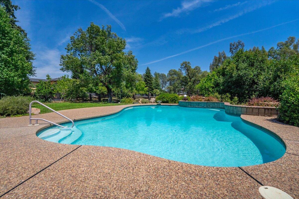 9871 Deschutes Road Palo Cedro, CA 96073 - Photo 48 of 80 49-Pool