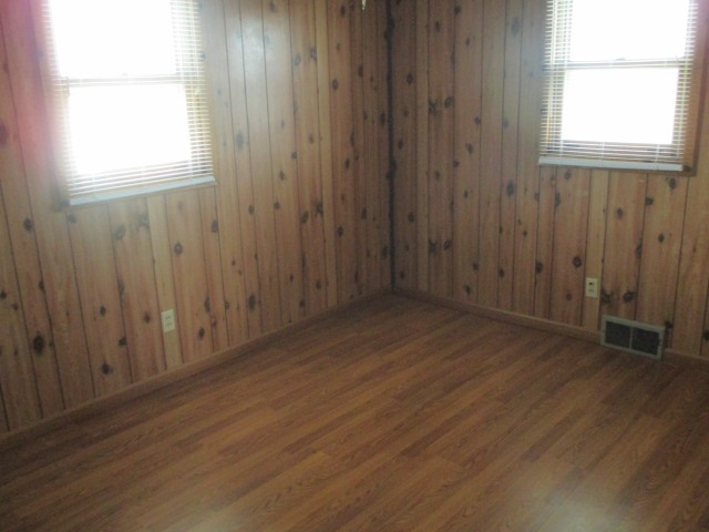1491 East Millbrook Road Mount Pleasant, MI 48858 - Photo 14 of 20 1818355-13.JPG