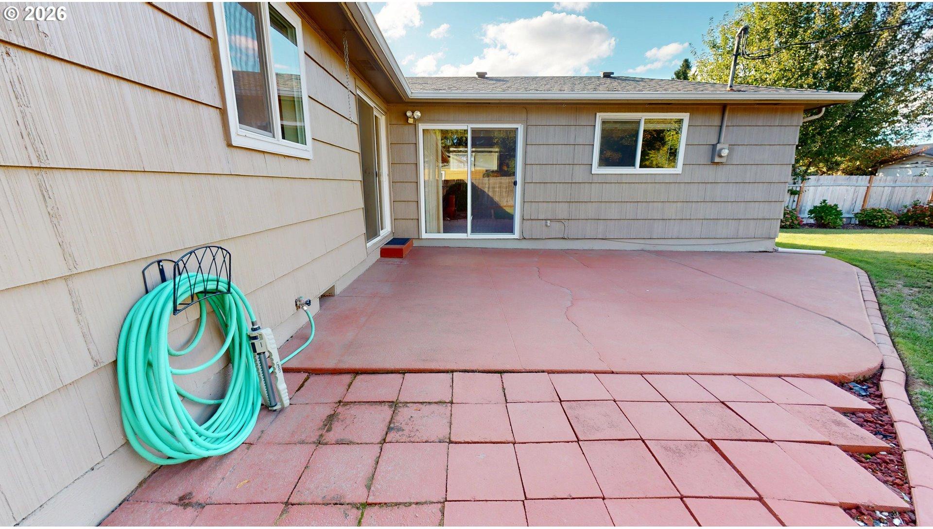 354 V Street Springfield, OR 97477 - Photo 34 of 42 Gallery Image 34