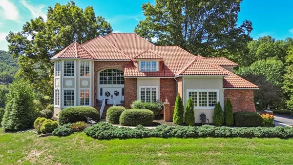 $770,000 | 94 Patton Hill Road, Franklin, NC 28734