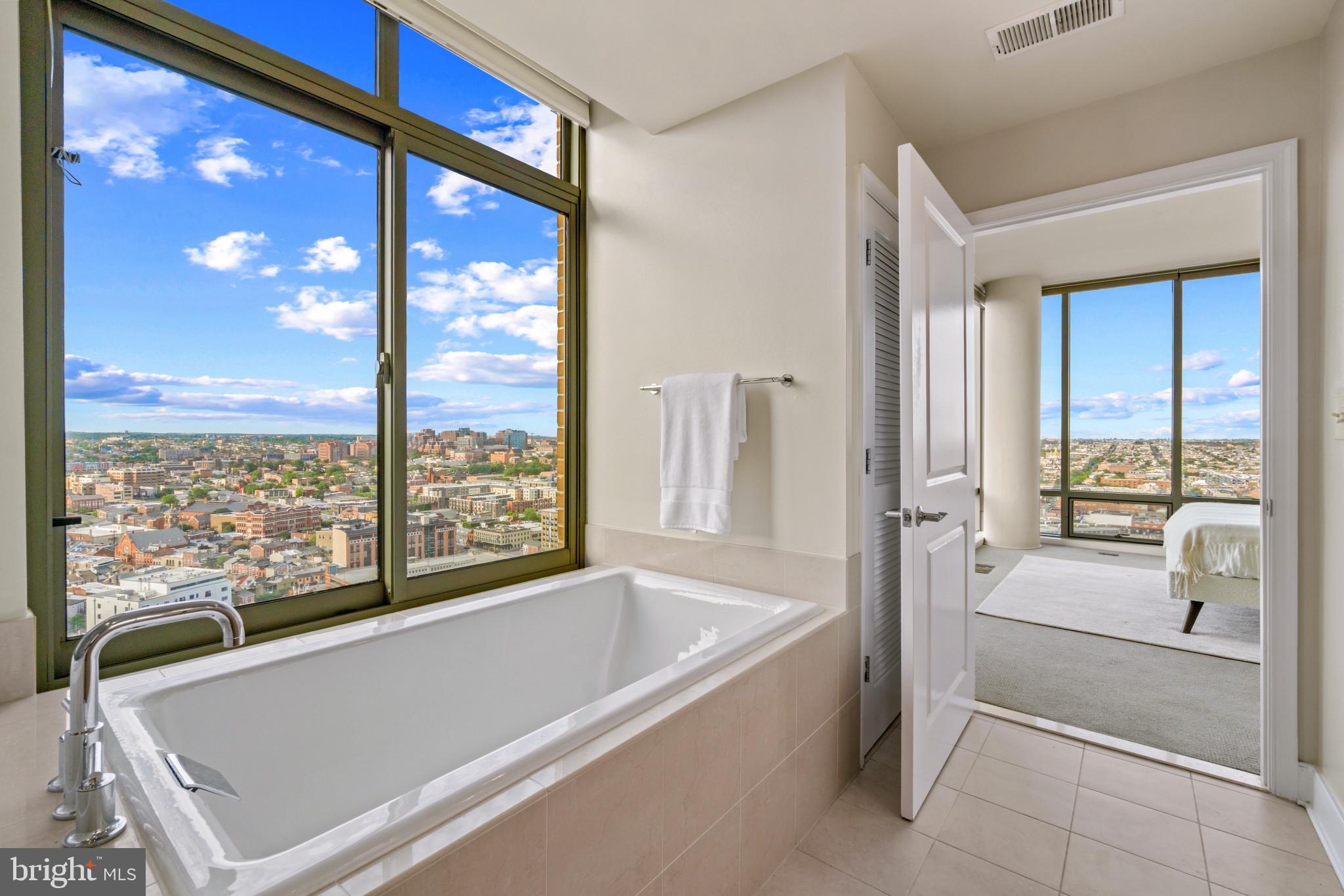 675 President Street, Unit 2409 Baltimore, MD 21202 - Photo 43 of 50