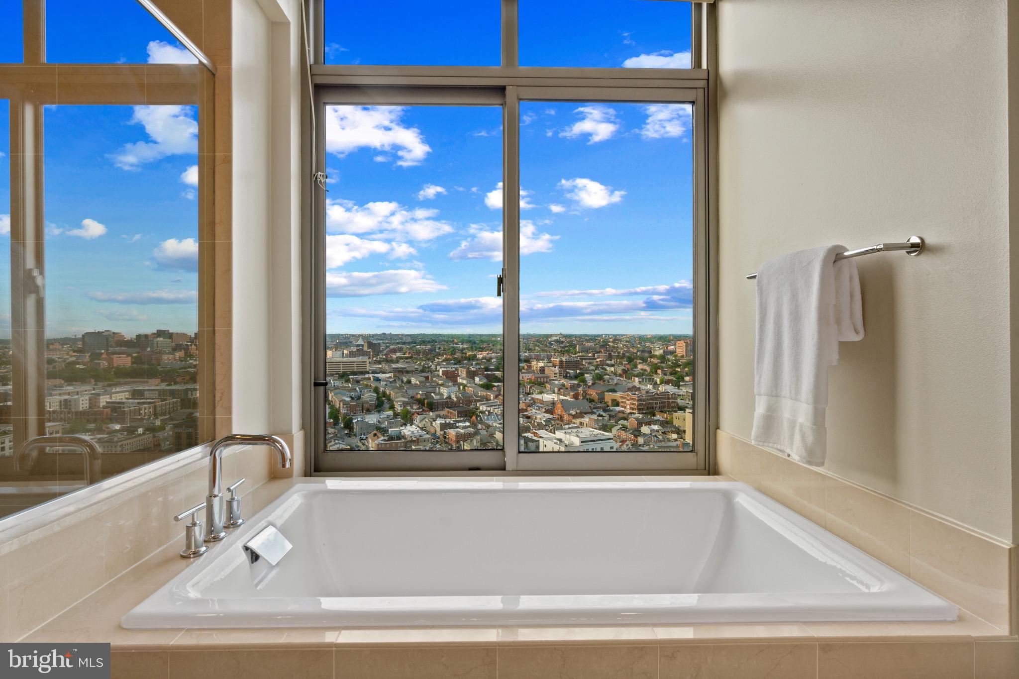 675 President Street, Unit 2409 Baltimore, MD 21202 - Photo 45 of 50