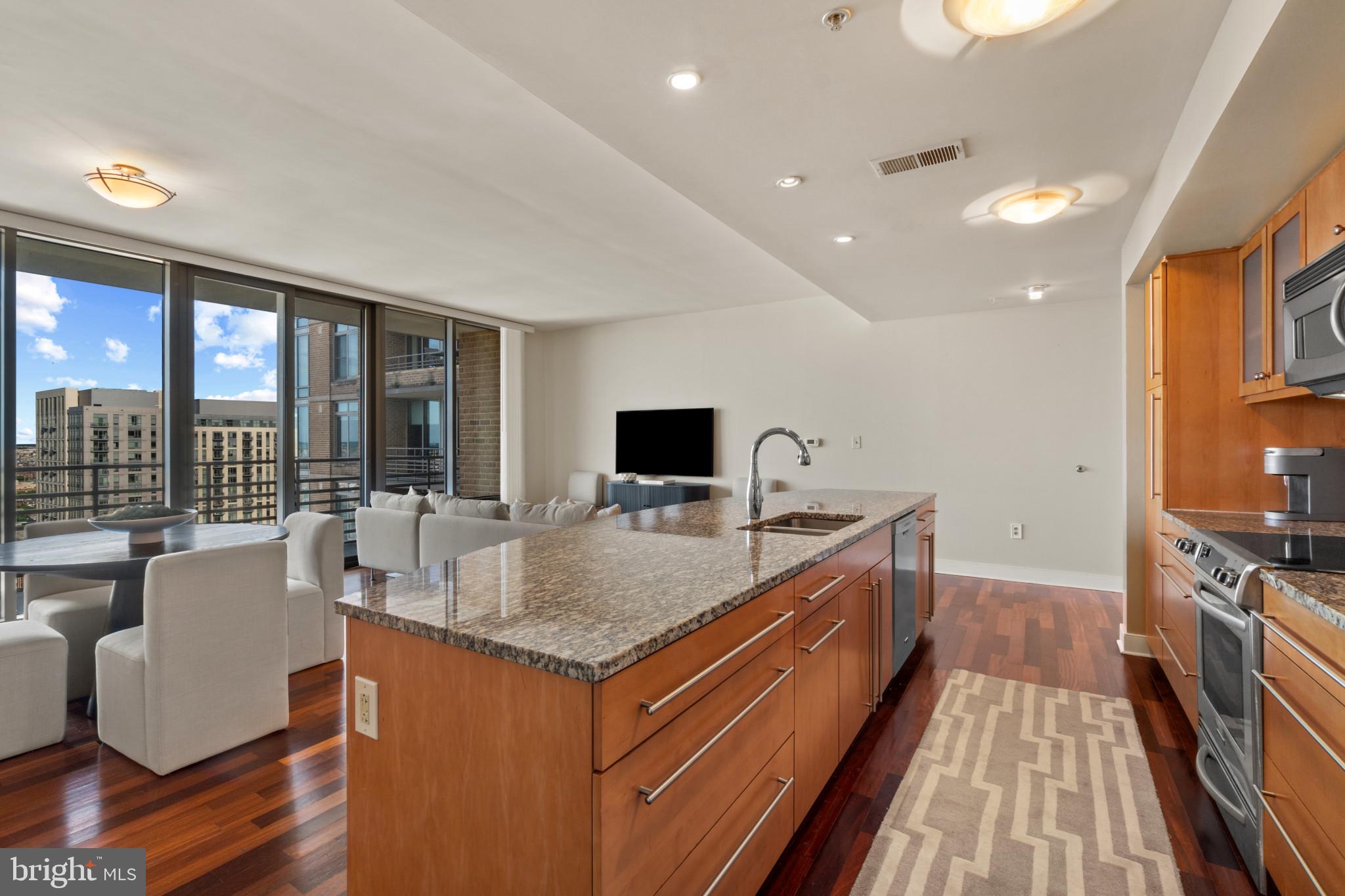 675 President Street, Unit 2409 Baltimore, MD 21202 - Photo 6 of 50