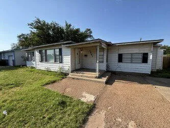 $1,300 | 4005 45th Street, Lubbock, TX 79413