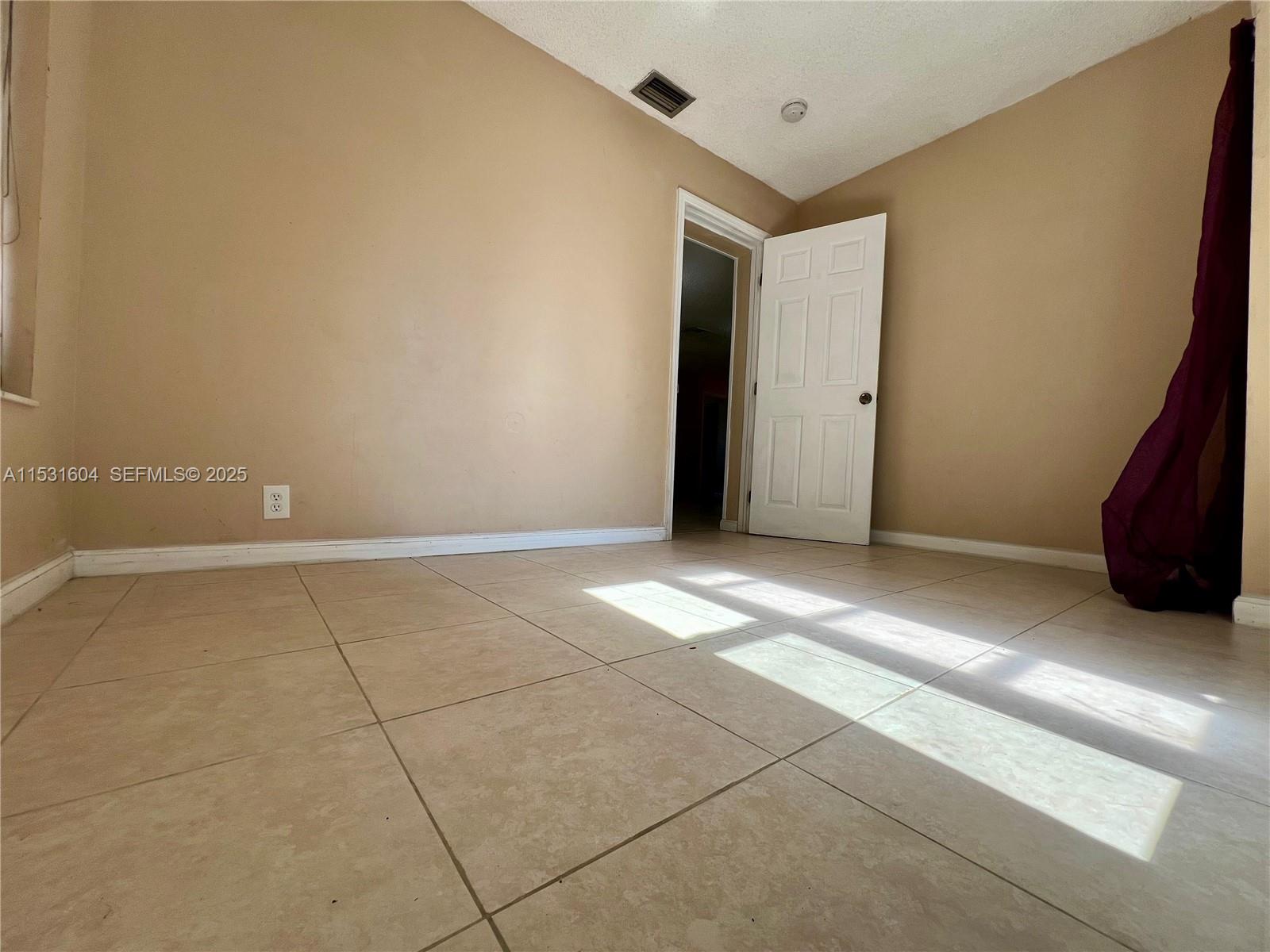 6990 Southwest 1st Street Margate, FL 33068 - Photo 19 of 33