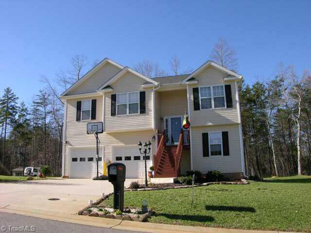 5150 Springhouse Farm Road Winston-Salem, NC 27107 - Photo 1 of 9 Exterior Front.