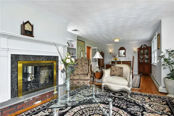 $1,200,000 | 1 Butts Rock Road, Little Compton, RI 02837