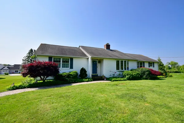 $1,200,000 | 1 Butts Rock Road, Little Compton, RI 02837