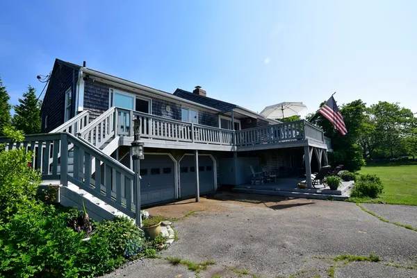 $1,200,000 | 1 Butts Rock Road, Little Compton, RI 02837