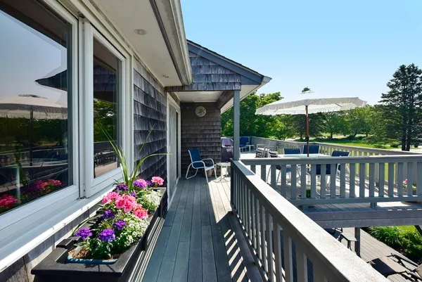 $1,200,000 | 1 Butts Rock Road, Little Compton, RI 02837