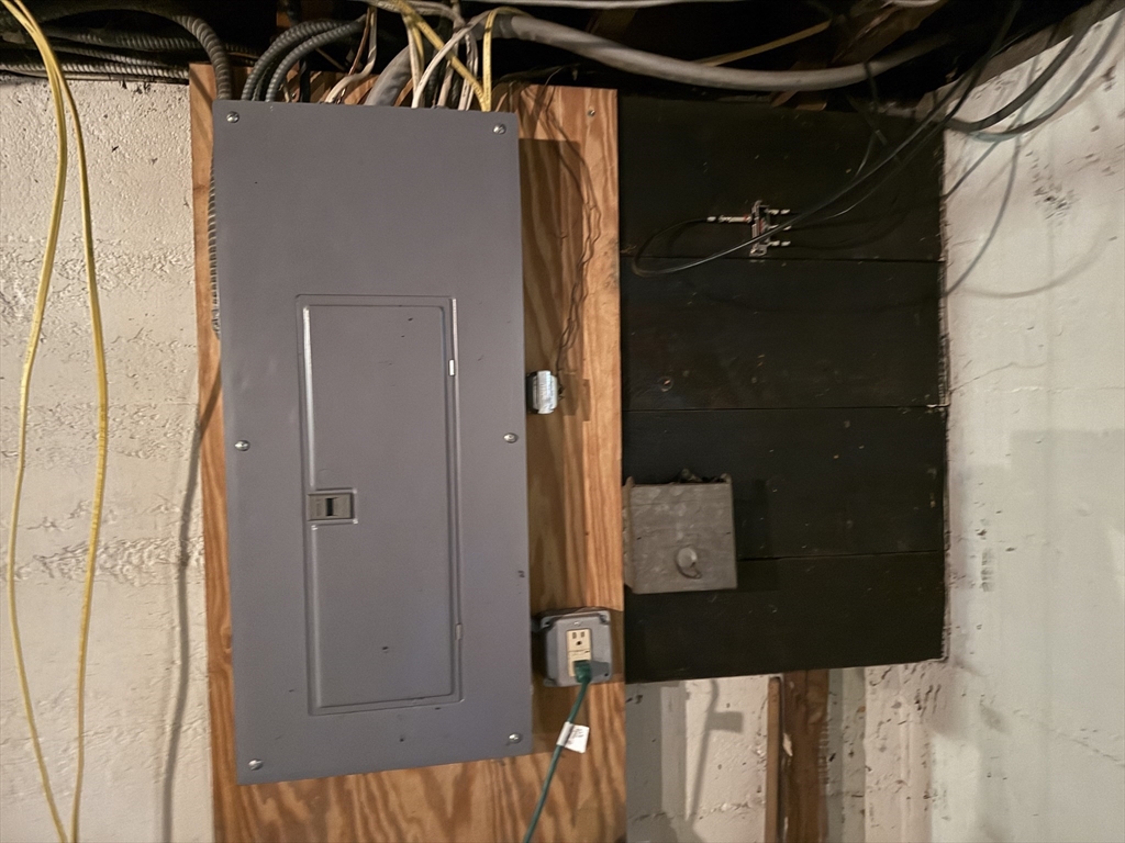 60 Upland Road Attleboro, MA 02703 - Photo 21 of 22 Gallery Image 21