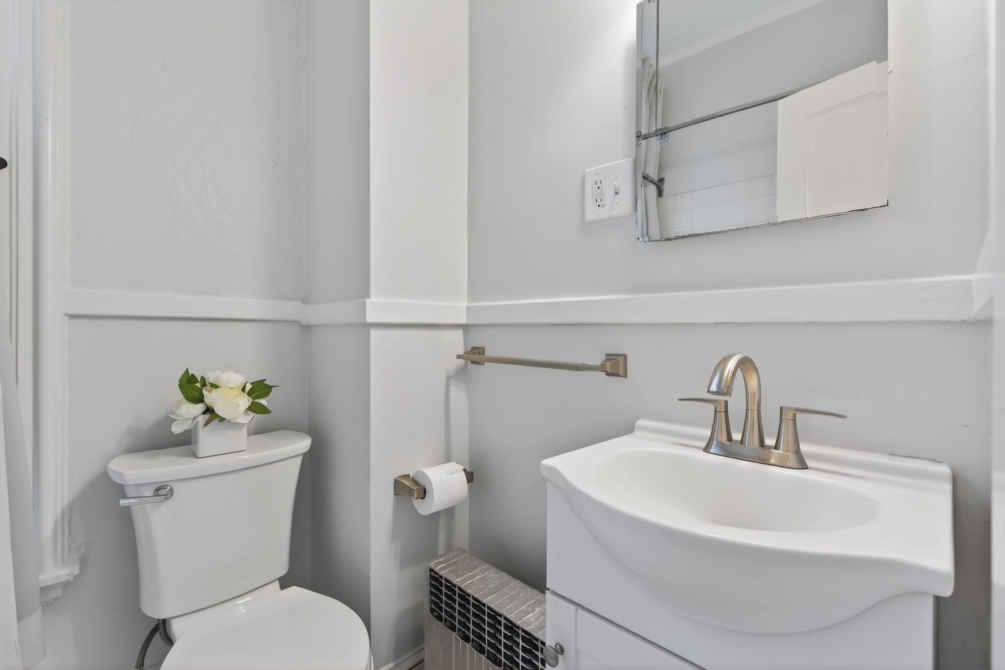 138 Pine Street, Unit 1 Portland, ME 04102 - Photo 15 of 29 36_DSC05612