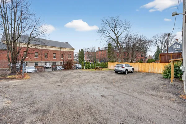 $375,000 | 138 Pine Street, Unit 1, Portland, ME 04102