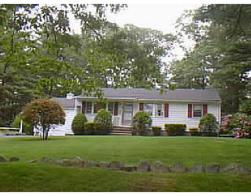 15 Van Norden Road Reading, MA 01867 - Photo 1 of 1 Gallery Image 1