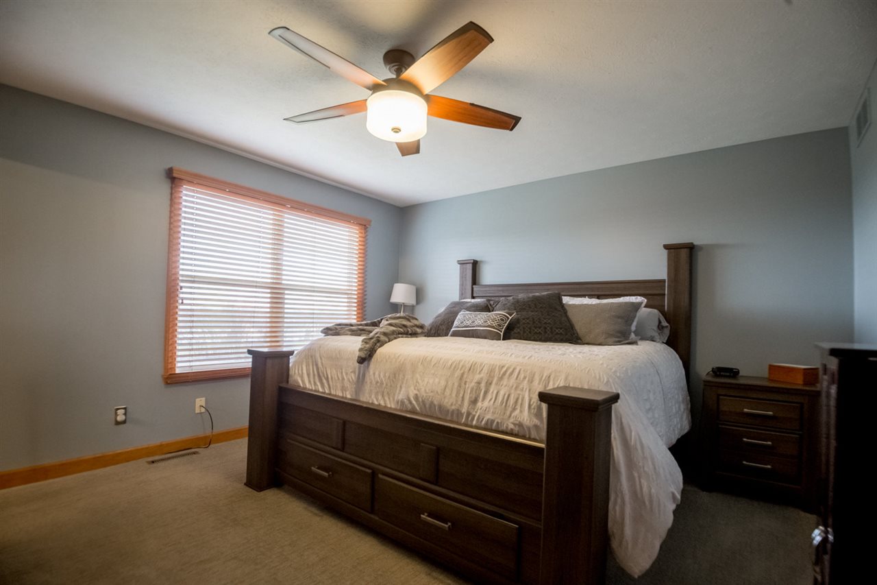 10335 Lismore Road Roscoe, IL 61073 - Photo 14 of 21 Gallery Image 14