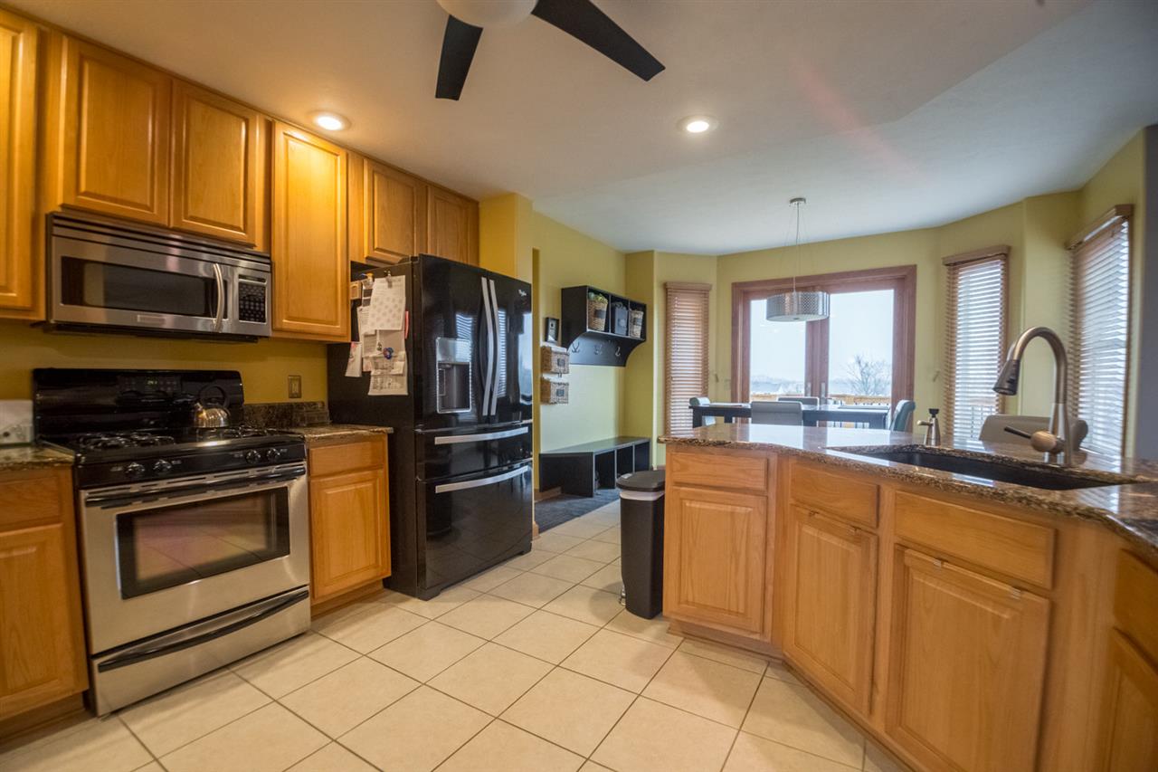 10335 Lismore Road Roscoe, IL 61073 - Photo 8 of 21 Gallery Image 8