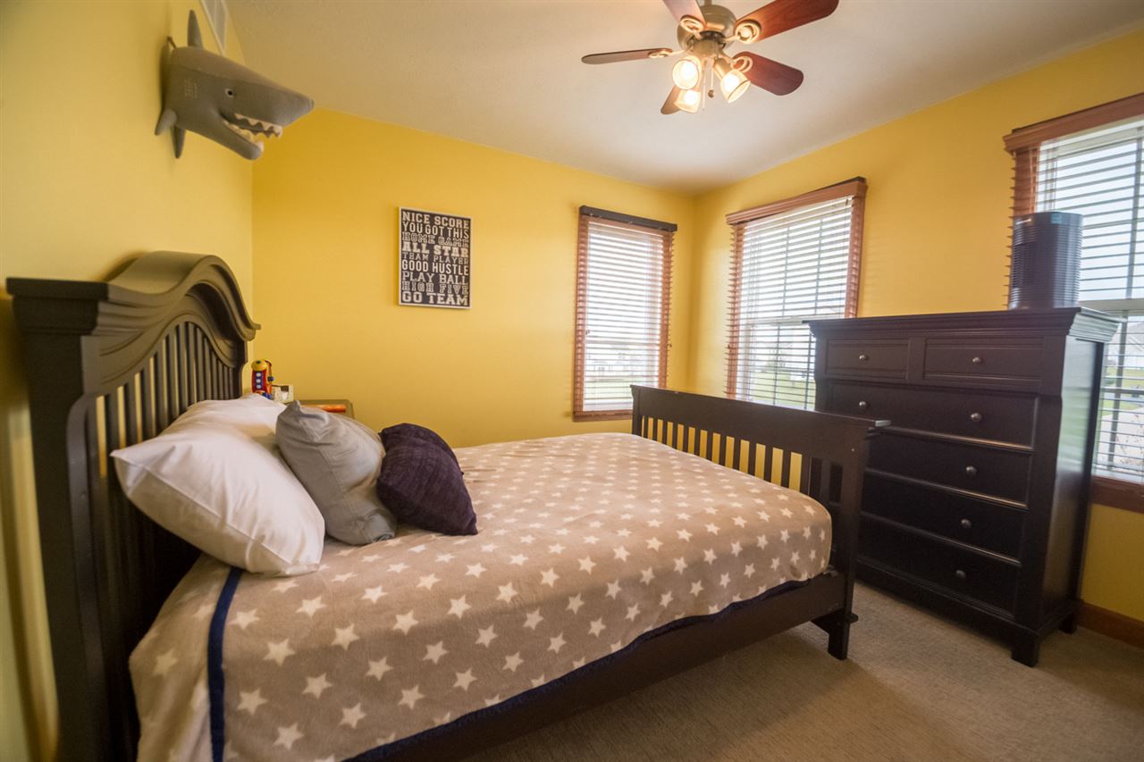 10335 Lismore Road Roscoe, IL 61073 - Photo 10 of 21 Gallery Image 10
