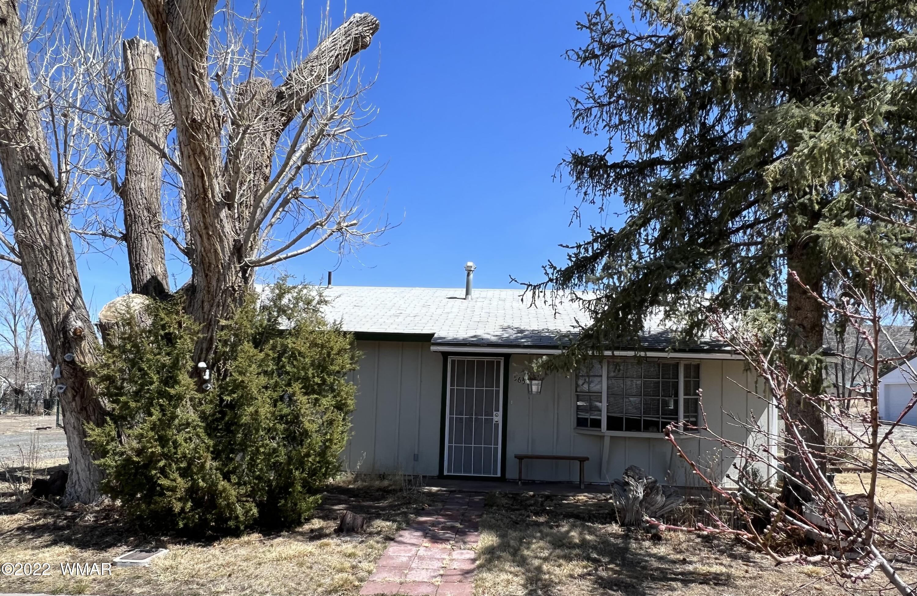 565 South Main Street Eagar, AZ 85925 - Photo 1 of 10