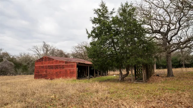 $950,000 | 1682 Highway 79, Rockdale, TX 76567
