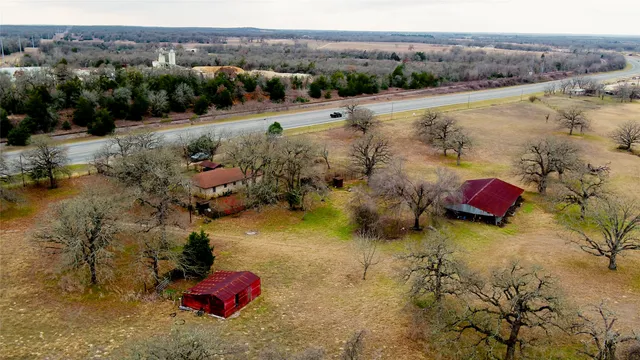 $950,000 | 1682 Highway 79, Rockdale, TX 76567