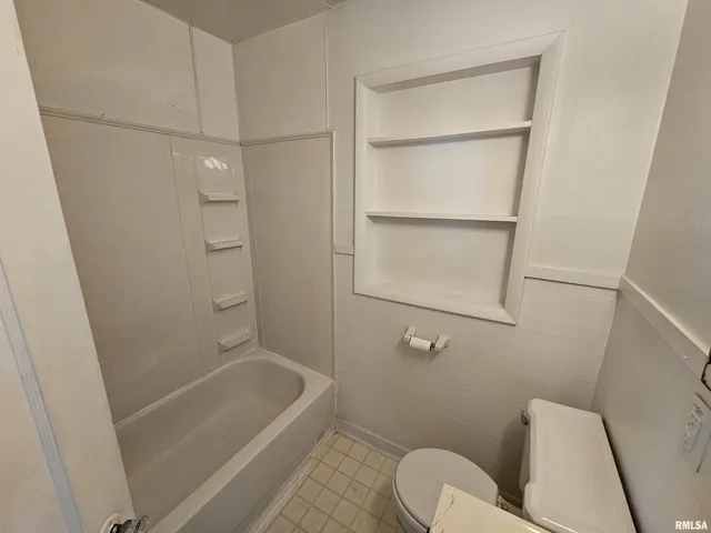 $102,500 | 2712 Logan Street, Mount Vernon, IL 62864